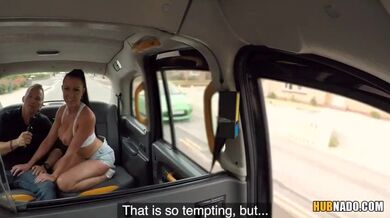 Německá MILFka Texas Patti ošukaná v taxíku