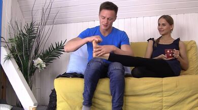 Zachráněná žena dostane sperma na její kundičku