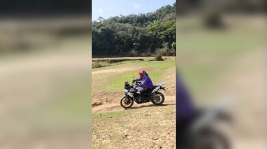 Frajírek na cestovní mašině