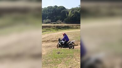 Frajírek na cestovní mašině