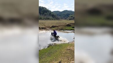 Frajírek na cestovní mašině