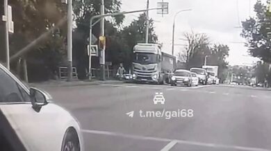 V ruském Tambově 79letá žena zemřela pod koly nákladního auta