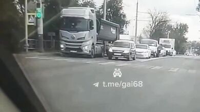 V ruském Tambově 79letá žena zemřela pod koly nákladního auta