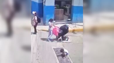 Chvilka nepozornost - Hrajícího si chlapce přejelo auto