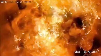 Výbuch plynových balónků ve výtahu v Bombaji zranil několik lidí