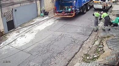 Útok psa při svozu odpadu zranil popeláře