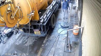 Nebezpečná nedbalost v Indauru: Mladá žena se zranila po pádu do odkryté kanalizace