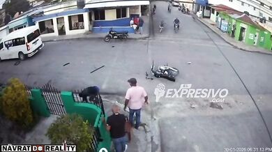 Srážka motocyklisty s minibusem