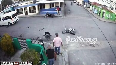 Srážka motocyklisty s minibusem