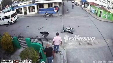 Srážka motocyklisty s minibusem