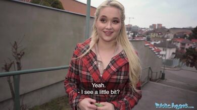 Blondýna z Ruska si vezme moje prachy za sex