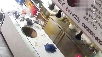 Neopatrnost v kuchyni skončila těžkými popáleninami