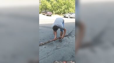 Testování tvrdosti dřeva