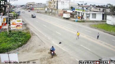 Automobil v plné rychlosti usmrtil ženu u krajnice