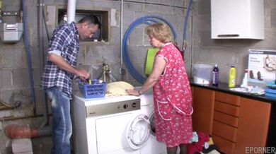 Babička ošukaná na pračce