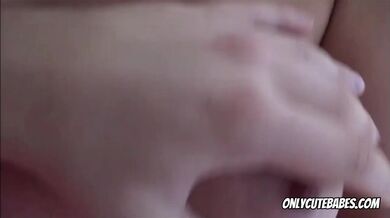 Domácí POV porno s nádhernou latinskoamerickou MILFkou