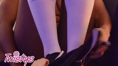 Jenna Foxx v zákulisí vylízala popstar Jewelz Blu