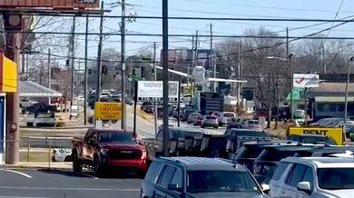 Nouzové přistání jednomotorového letadla v plném provozu v Georgii skončilo bez obětí