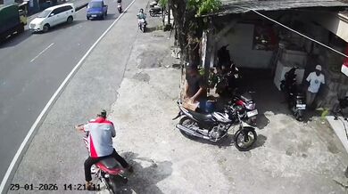 Tragická nehoda: Jeden mrtvý a zázračné přežití otce s dítětem