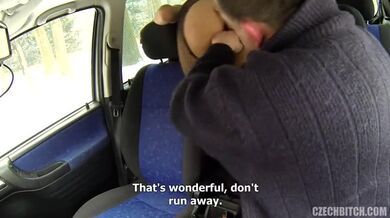 Šukání prostitutky v autě