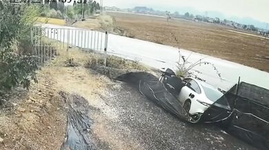 Riziko automatických klik u automobilů a jejich zákaz v Číně