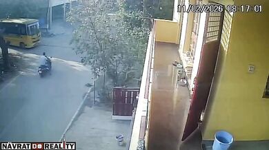 Školní autobus usmrtil dvě malé děti