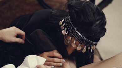 Bohatý Arab má sex s pornoherečkou Nadia Ali