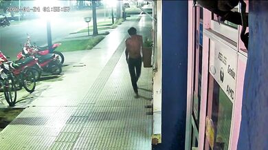 Napadení muže s dítětem v Avellanedě: Útočník s duševní poruchou skončil v péči lékařů