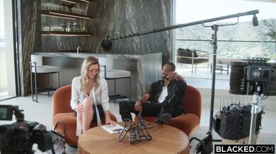 Blondýnka Addison Vodka hladová po BBC se nechala použít jako hračka