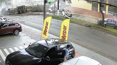 Hromadná nehoda v brazilském Chapecó: Nákladní vůz zdemoloval sedm vozidel