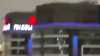 Íránské raketové útoky zasáhly Dubaj