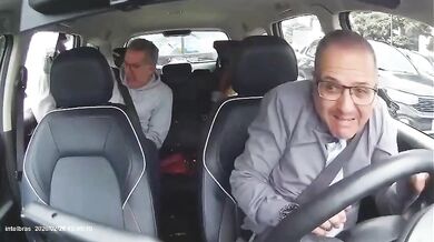 Dramatický pokus o loupež v São Paulu: Řidič zachránil spolujezdce před zlodějem bleskovým odjezdem