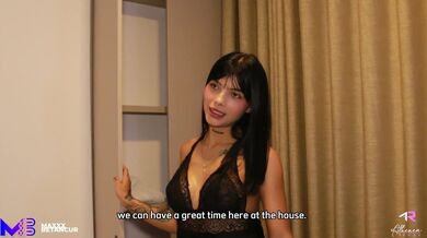 Nevlastní ségra využila prázdný dům a nechala si od bráchy drsně protáhnout kundu