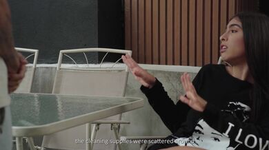 Nadržená šéfová mě nejdřív sprdla a pak chtěla vykouřit čuráka za vyšší plat