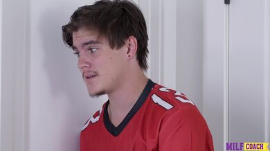 Šukání MILF trenérky!