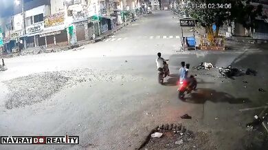 Střet motocyklu s nákladním vozem nepřežili dva mladíci