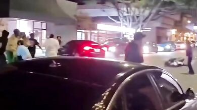 Podezřelá s Teslou srazila čtyři lidi