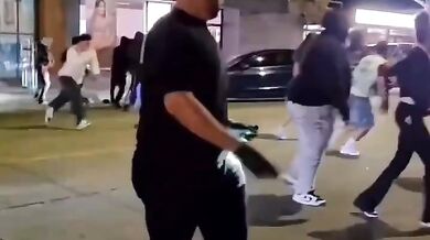 Podezřelá s Teslou srazila čtyři lidi