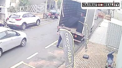 Pracovní nehoda #359 - Přimáčknutý