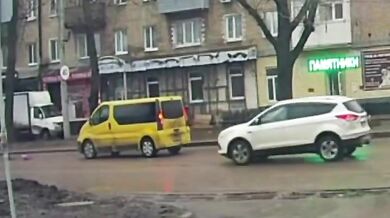 Řidič dodávky srazil ženu na Leninově ulici