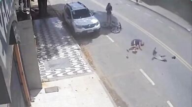 Otevření dveří auta způsobilo tragickou nehodu cyklisty