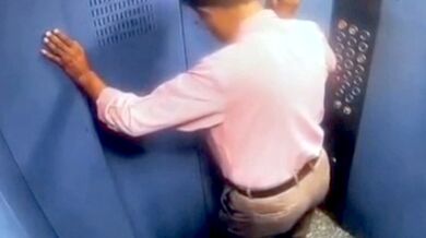 Nehoda ve výtahu v indickém Valsadu: Obyvatel budovy přežil pád se zraněními