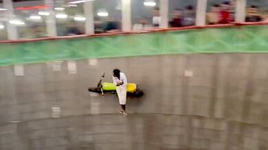 Frajírci na motorkách