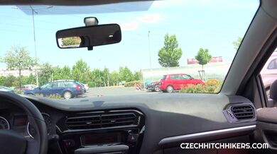 Stopařka ošukaná v přírodě