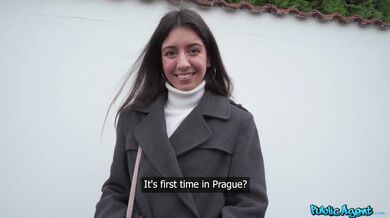 Public Agent - 28letá drobná ruská uklízečka s malým zadkem a úchvatnou kundičkou