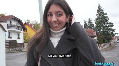 Public Agent - 28letá drobná ruská uklízečka s malým zadkem a úchvatnou kundičkou