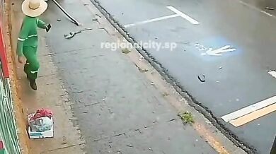 Tři zranění po srážce dvou automobilů v centru brazilského Piracicaby