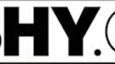 Anya Olsen si užívá svou první trojku a brutální dvojitou penetraci