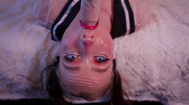 Scarlet Chase schytala masivní nálož mrdky přímo na ksicht