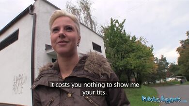 Ráno ještě netušila, že svého přítele podvede